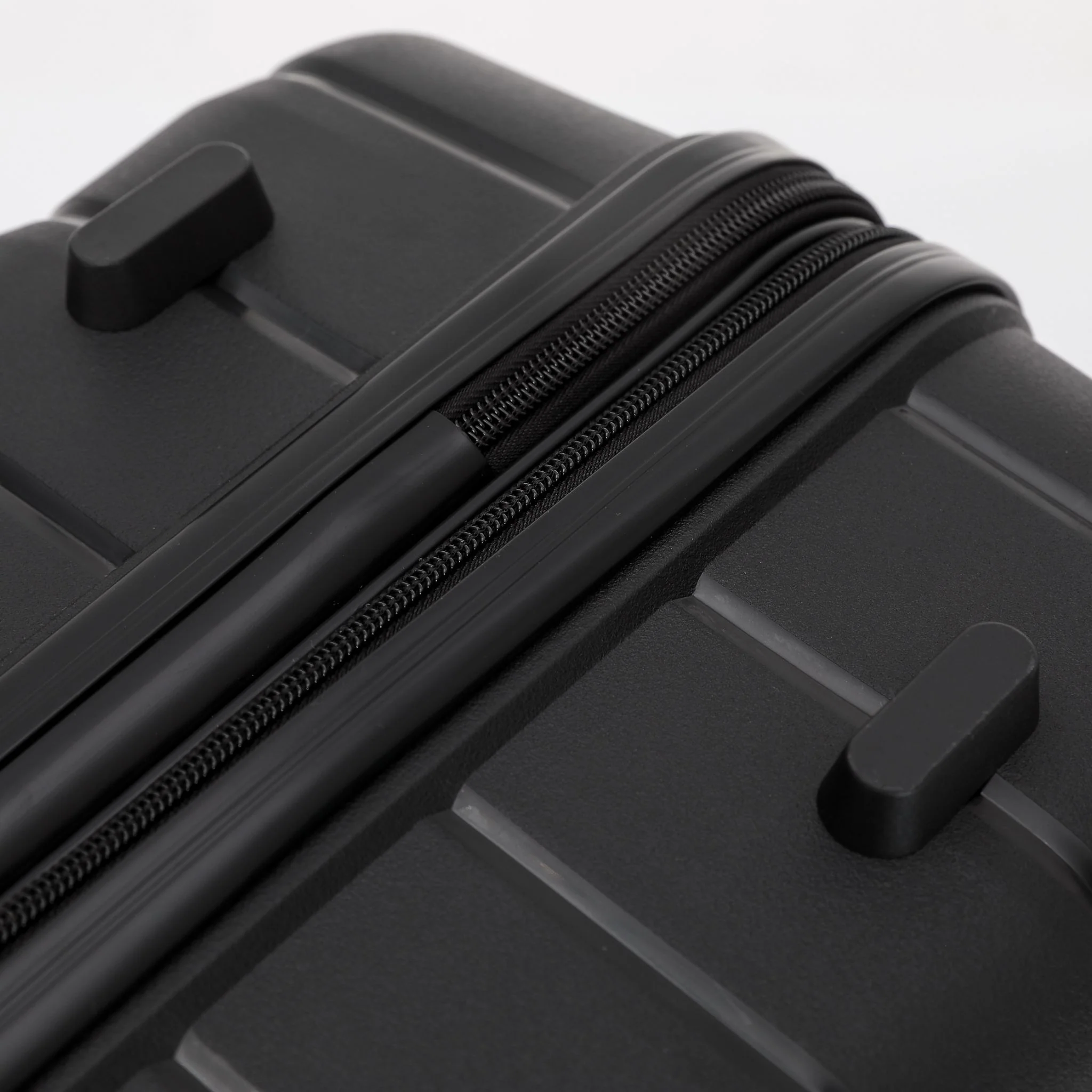 The New Zealand Luggage Co Pilot Collection Polypropylene 55cm Carry-on trolley case NZ005C Black - Image 10